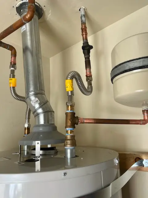 Water heater installation and plumbing repair in Fort Wright